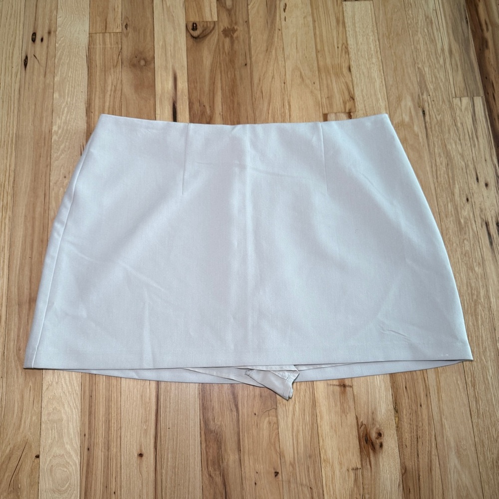 Abercrombie & Fitch Tailored Mini Skort Skirt